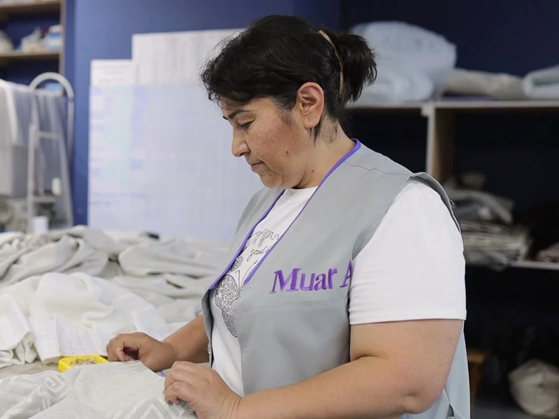 Пошив в цехе MUAR A: мастер Марал